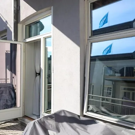 Exclusive With Private Balcony In * 드람멘